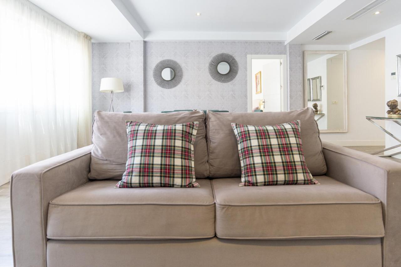 Soho Premium 4 Bedrooms Apartment Málaga Eksteriør bilde