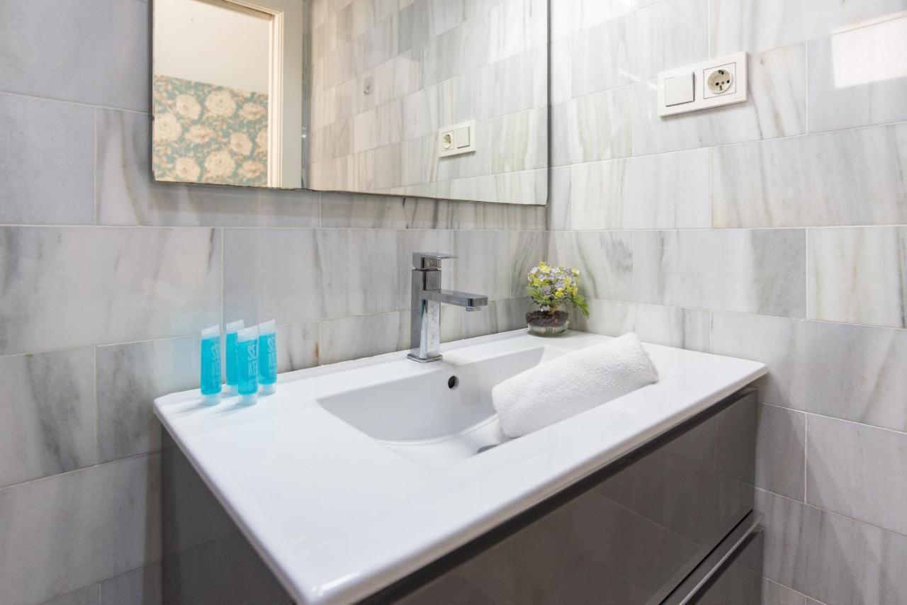 Soho Premium 4 Bedrooms Apartment Málaga Eksteriør bilde