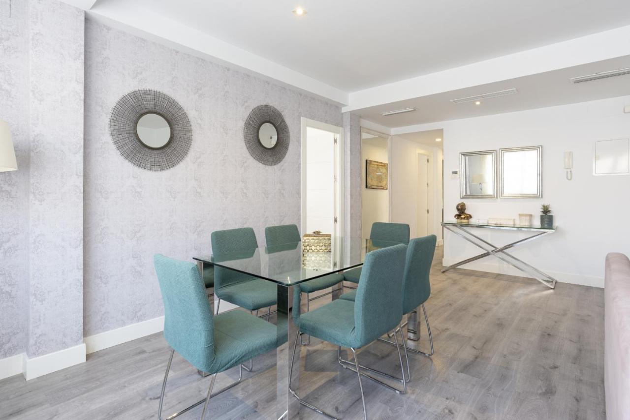 Soho Premium 4 Bedrooms Apartment Málaga Eksteriør bilde