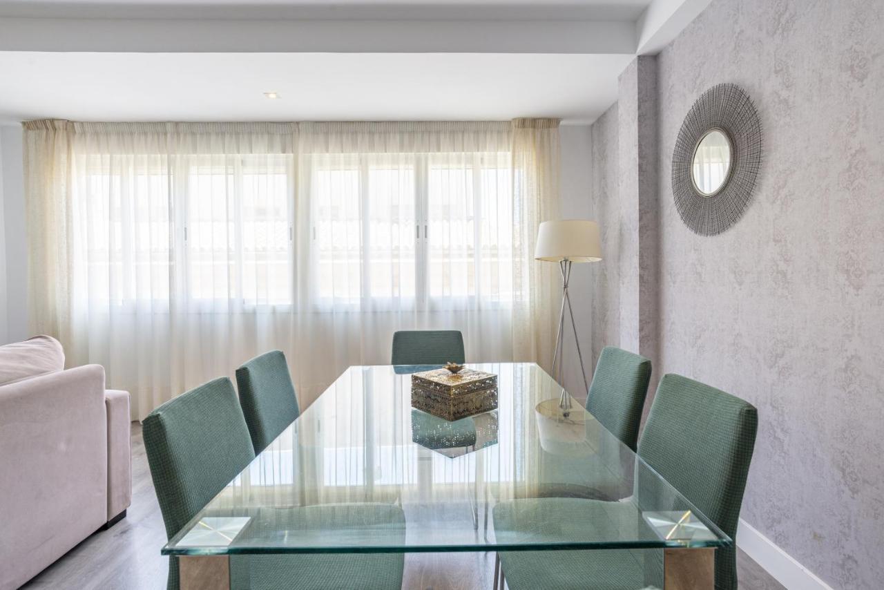 Soho Premium 4 Bedrooms Apartment Málaga Eksteriør bilde