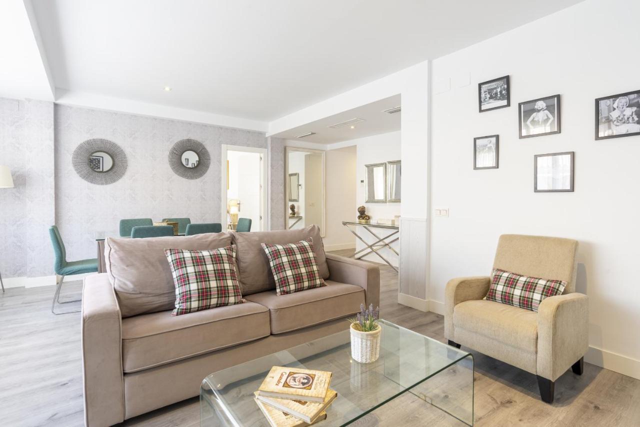 Soho Premium 4 Bedrooms Apartment Málaga Eksteriør bilde
